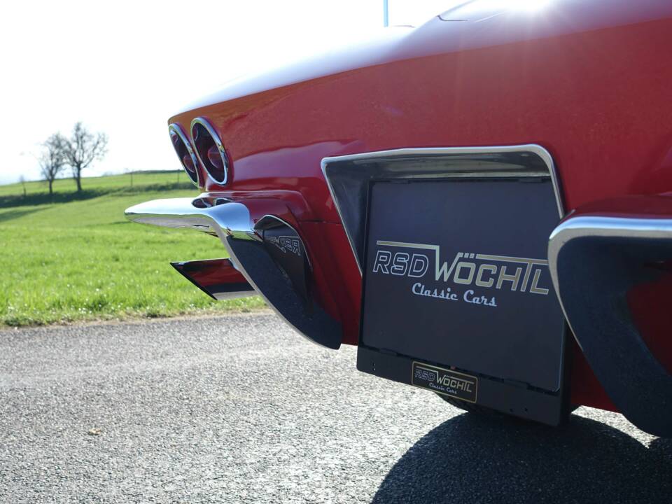 Image 7/43 of Chevrolet Corvette Sting Ray Convertible (1964)