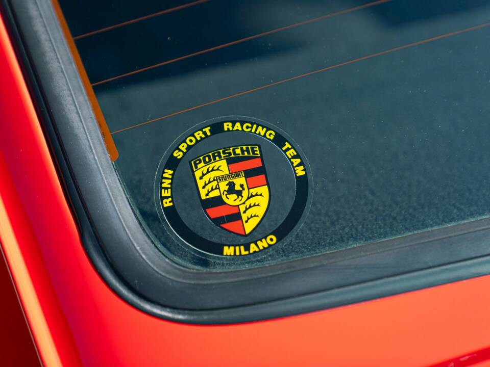 Image 27/50 de Porsche 911 Carrera RS (1991)