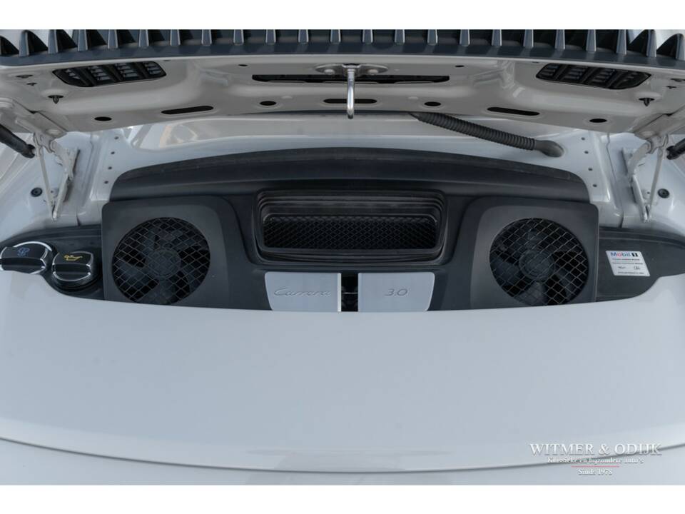 Bild 31/32 von Porsche 911 Carrera (2018)
