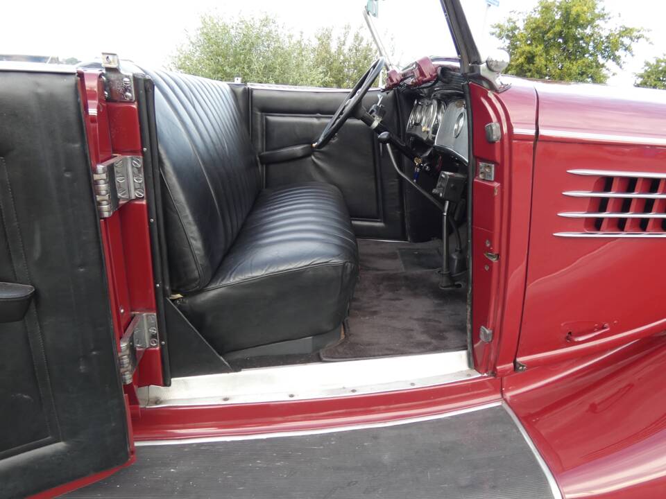 Bild 9/19 von Auburn 851 Supercharged Roadster (1935)