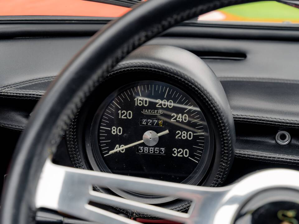 Bild 69/85 von Lamborghini Miura P 400 (1967)