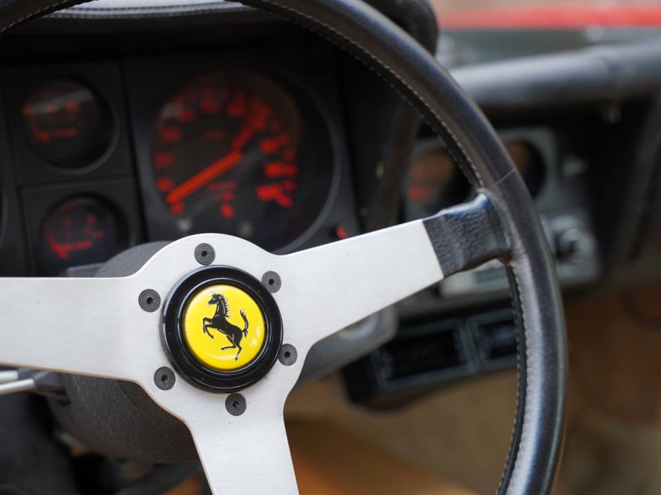 Image 29/50 of Ferrari 512 BB (1980)