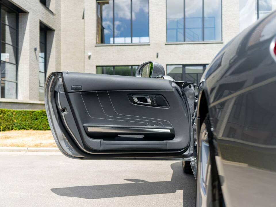 Image 13/21 of Mercedes-Benz SLS AMG GT Roadster (2012)