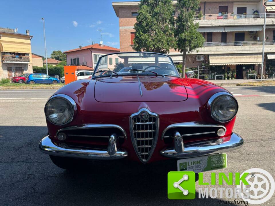 Image 2/10 of Alfa Romeo Giulietta Spider Veloce (1959)