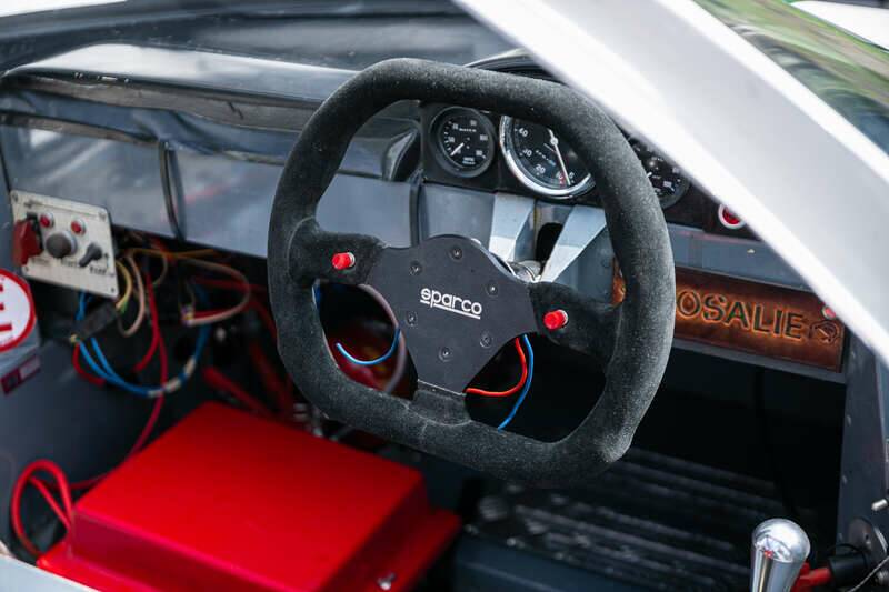 Bild 27/50 von Lola T70 (1967)