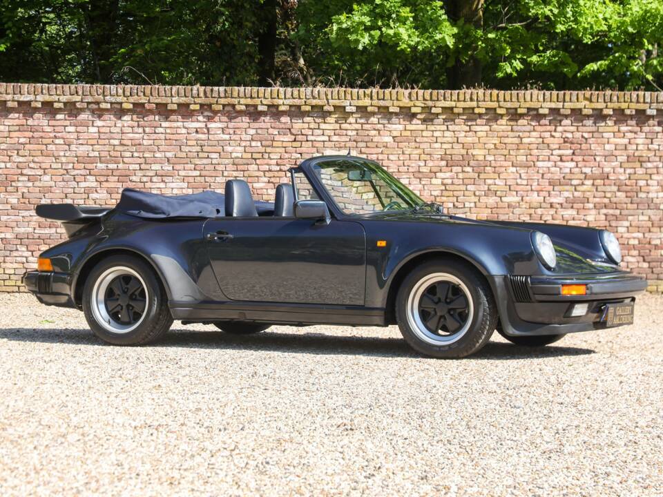 Afbeelding 46/50 van Porsche 911 Turbo 3.3 (1988)