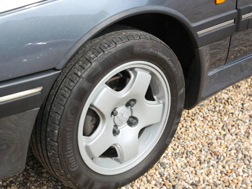 Bild 27/50 von Peugeot 405 Mi16 (1990)