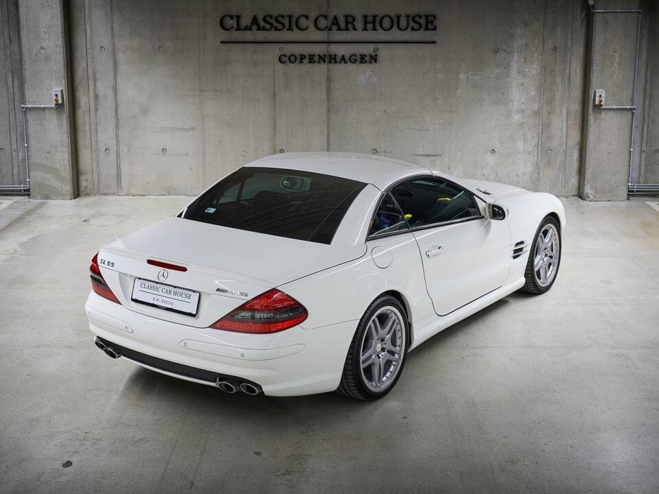 Image 13/99 de Mercedes-Benz SL 55 AMG (2005)