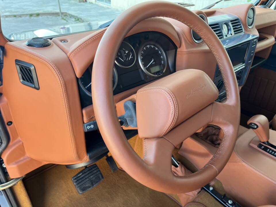 Bild 92/100 von Land Rover Defender 110 (2014)