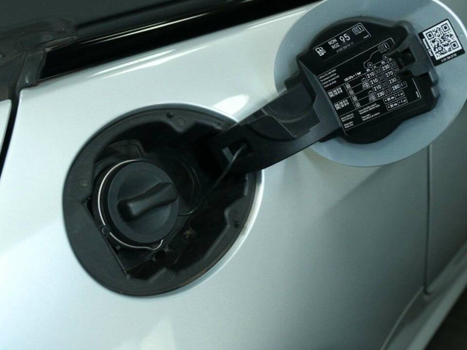 Bild 46/50 von Mercedes-Benz SL 500 (2015)