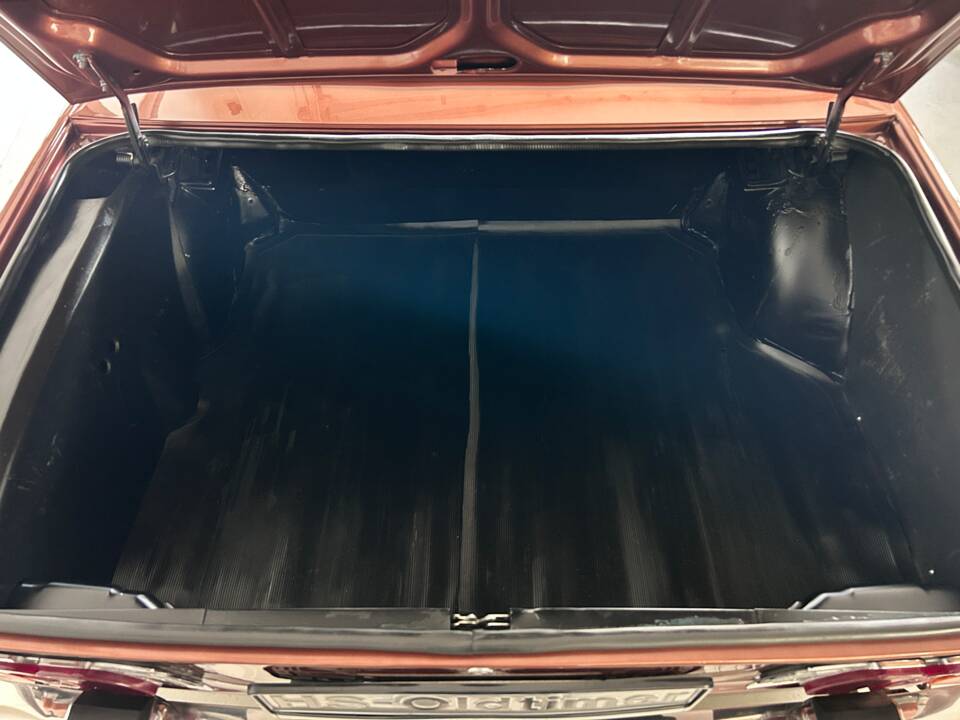 Imagen 19/35 de Peugeot 504 Convertible (1971)