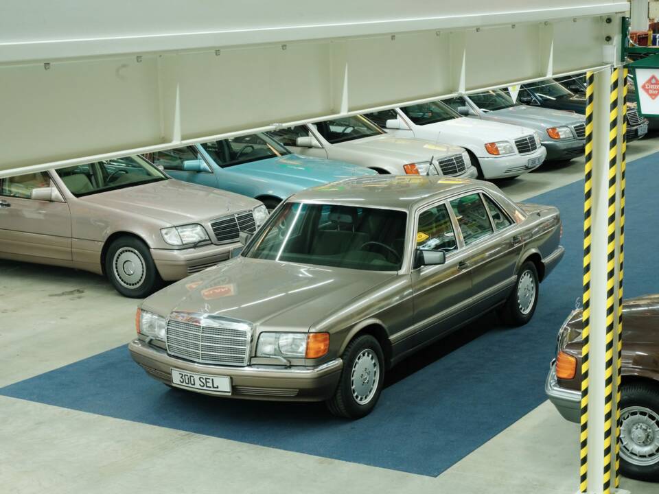 Bild 4/50 von Mercedes-Benz 300 SEL (1986)