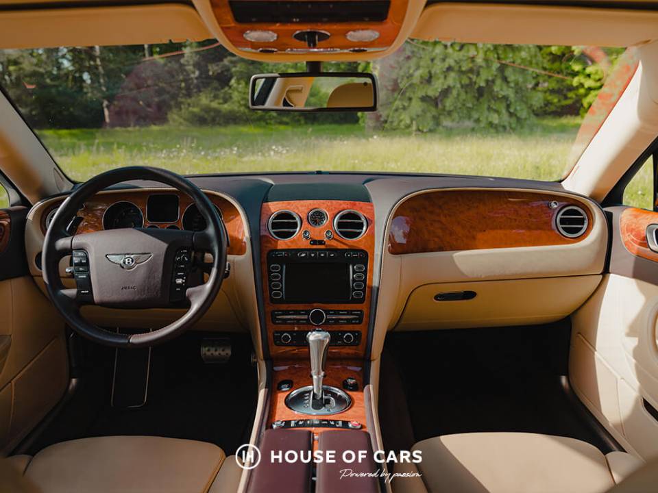 Image 21/36 de Bentley Continental Flying Spur (2005)