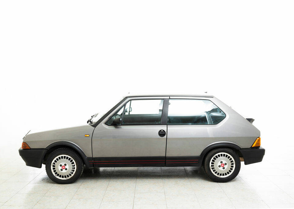 Imagen 3/6 de FIAT Ritmo 130 TC Abarth (1986)