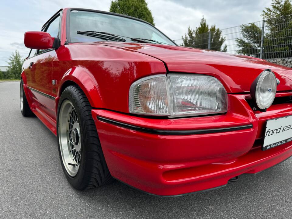Image 10/49 of Ford Escort XR3i (1990)