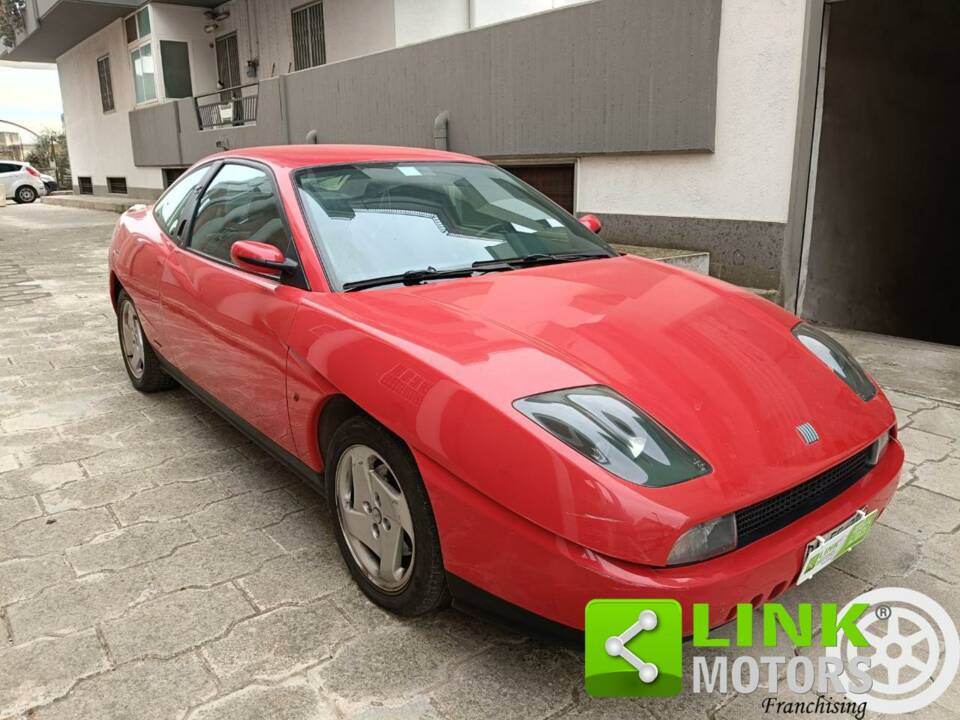 Imagen 2/10 de FIAT Coupé 2.0 16V Turbo (1994)