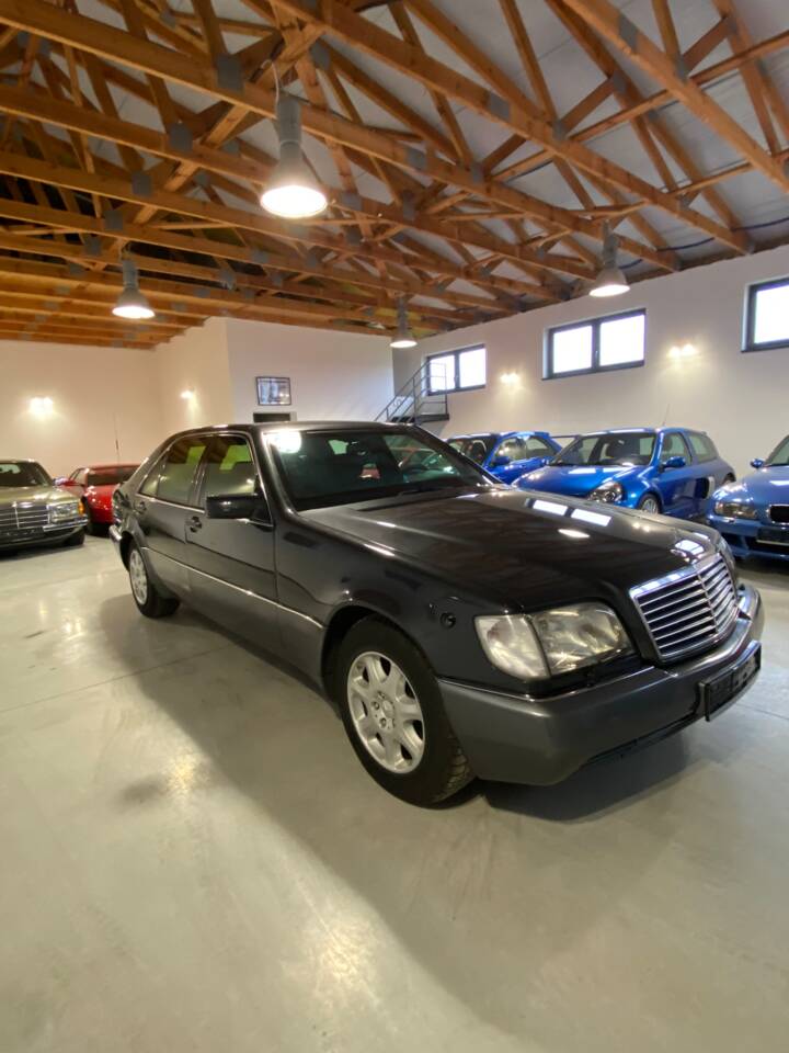 Image 4/49 of Mercedes-Benz S 500 L (1996)