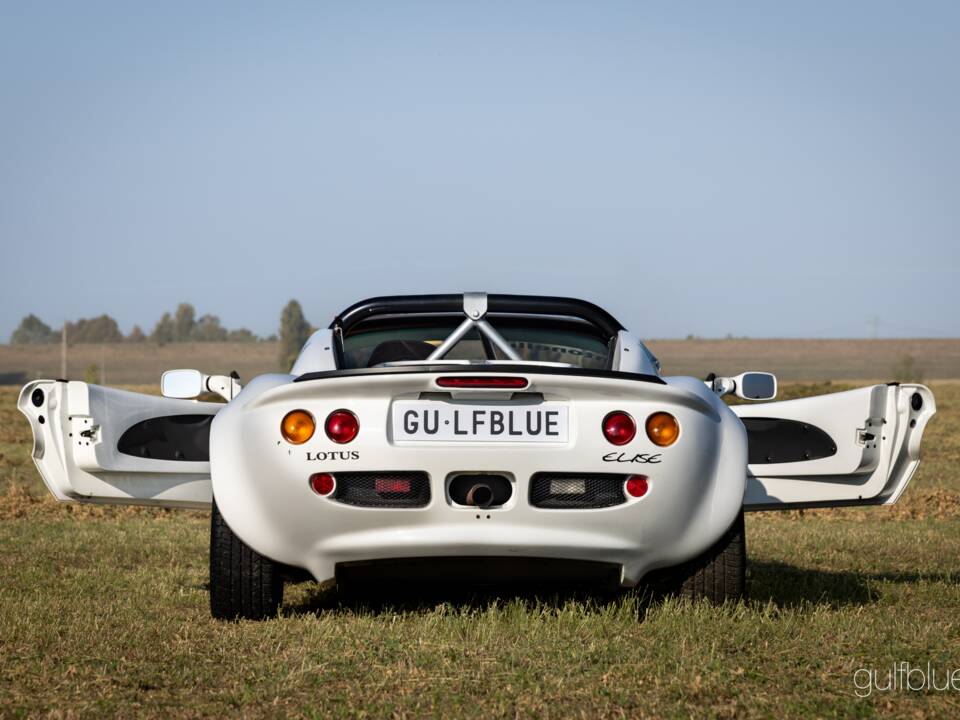 Image 11/50 of Lotus Elise 111 (1998)