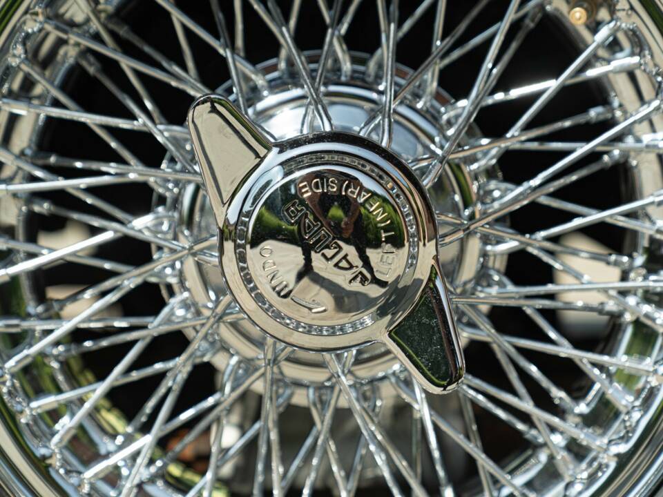 Afbeelding 34/50 van Jaguar E-Type 3.8 (1964)