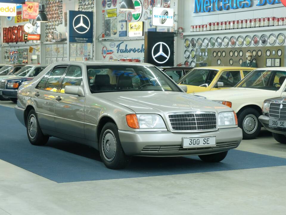 Bild 6/50 von Mercedes-Benz 300 SE (1992)