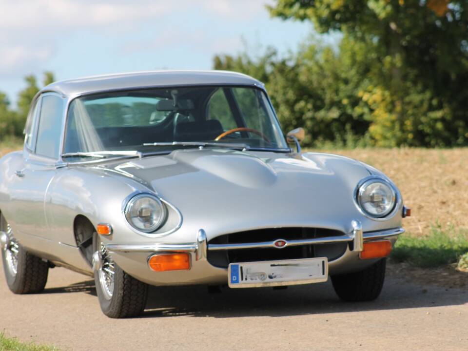Bild 34/38 von Jaguar E-Type (2+2) (1968)