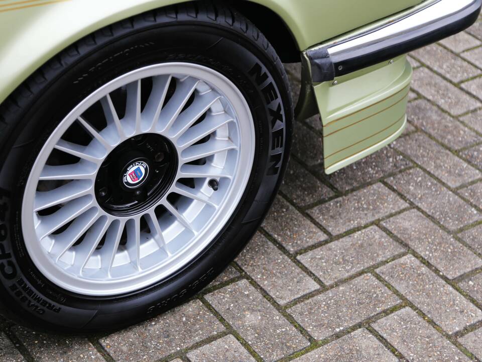 Bild 17/32 von BMW 633 CSi (1978)