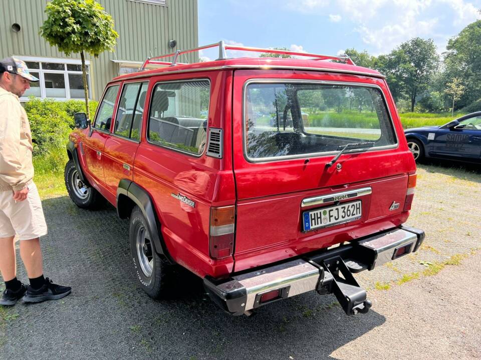 Bild 2/17 von Toyota Land Cruiser FJ 62 (1989)
