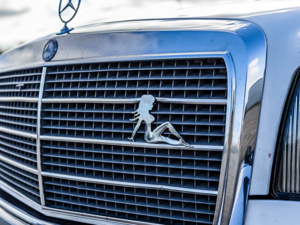 Image 24/175 of Mercedes-Benz 420 SE (1986)