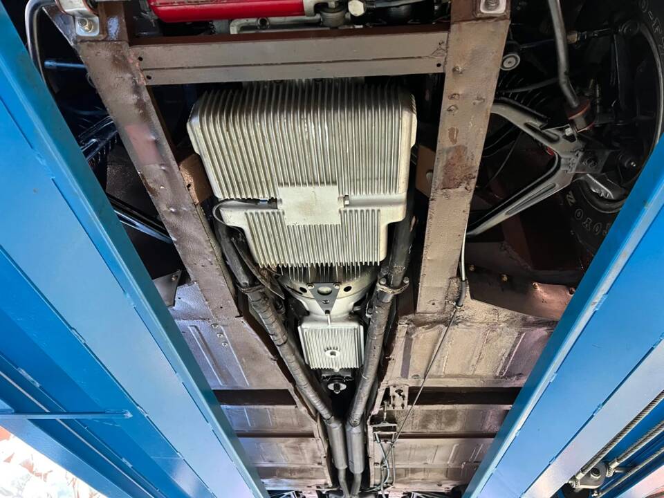 Bild 20/24 von Lamborghini Espada 400 GT (1973)