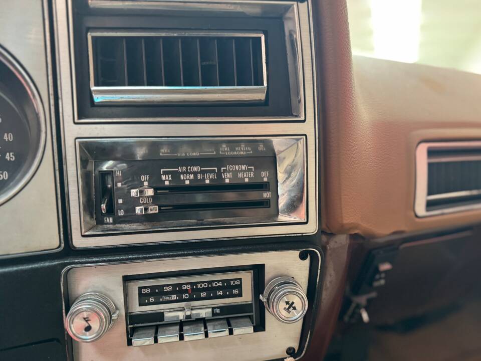 Imagen 17/23 de GMC Suburban Sierra (1979)