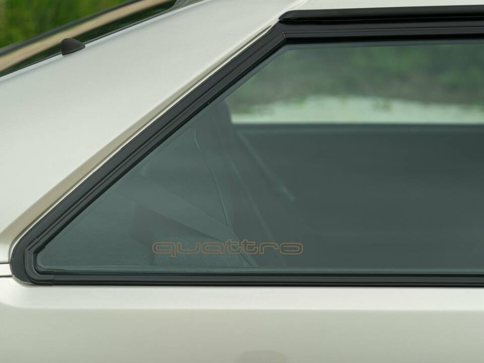 Immagine 18/50 di Audi quattro (1985)