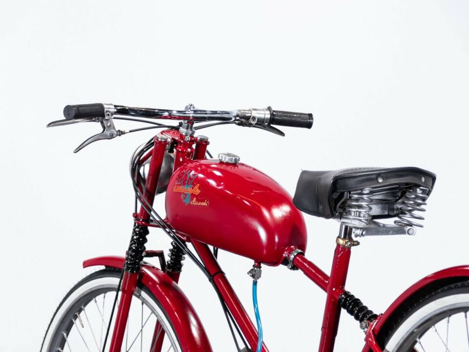 Image 24/46 of Ducati DUMMY (1954)