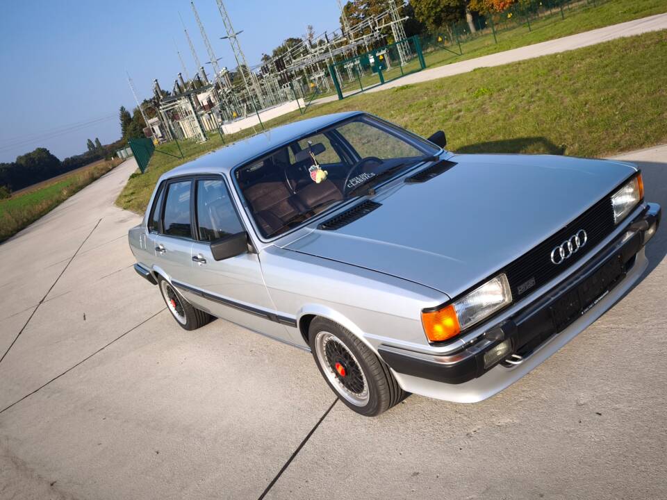 Image 69/94 de Audi 80 CD 5S (1982)