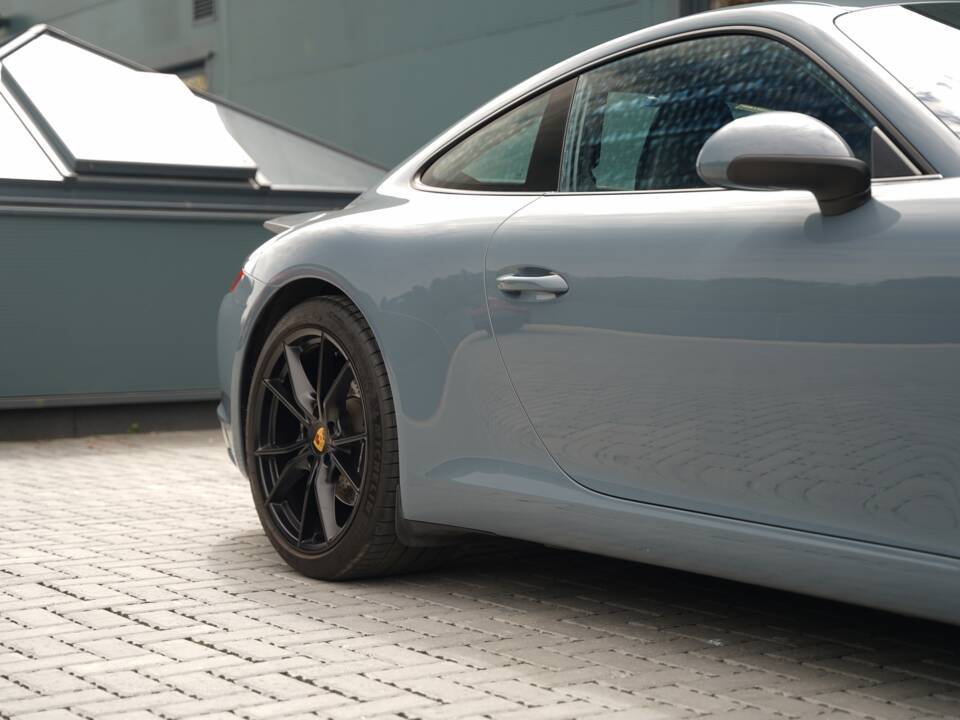 Image 49/50 of Porsche 911 Carrera (2016)