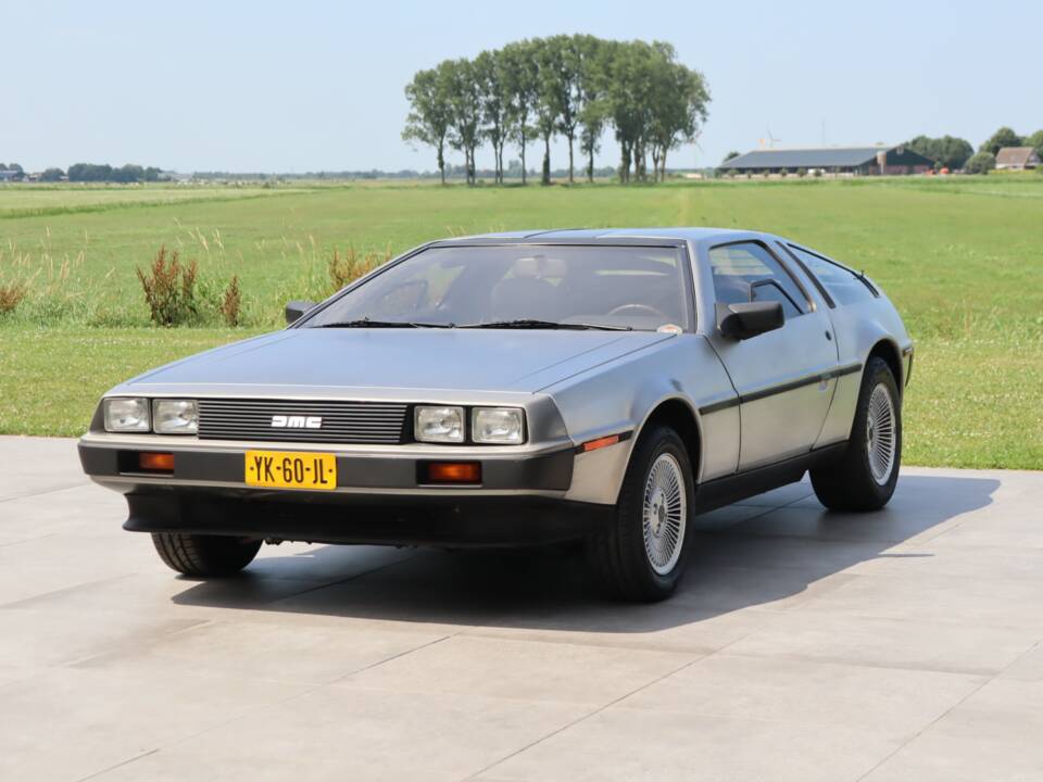 Immagine 39/50 di DeLorean DMC-12 (1981)