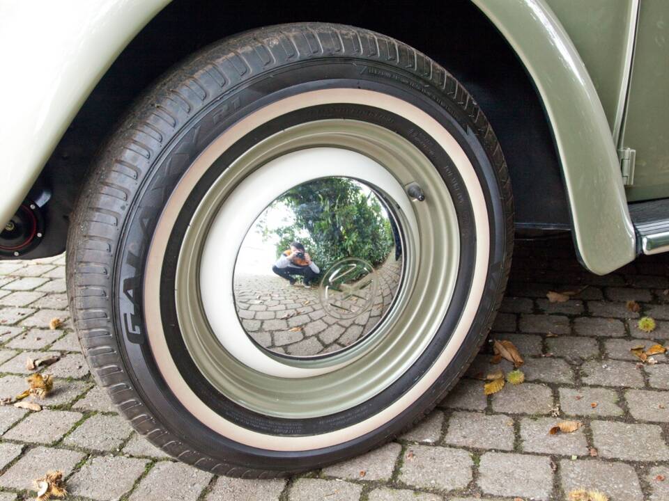 Image 15/52 of Volkswagen Beetle 1200 Export "Dickholmer" (1957)