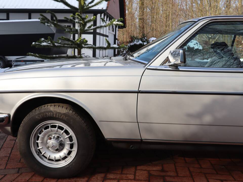 Bild 33/50 von Mercedes-Benz 280 C (1977)