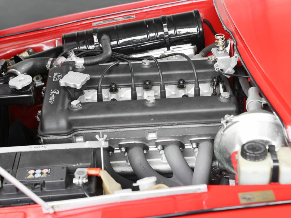 Image 39/50 of Alfa Romeo Junior Zagato GT 1300 (1972)