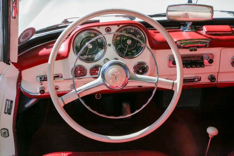 Image 12/50 of Mercedes-Benz 190 SL (1960)