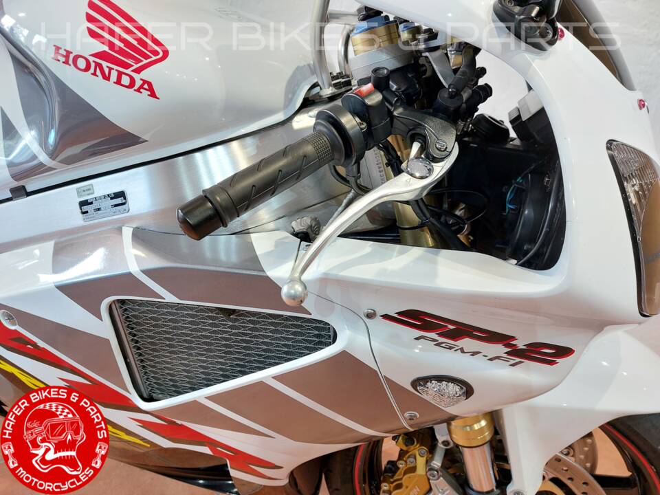 Imagen 22/41 de Honda DUMMY (2004)