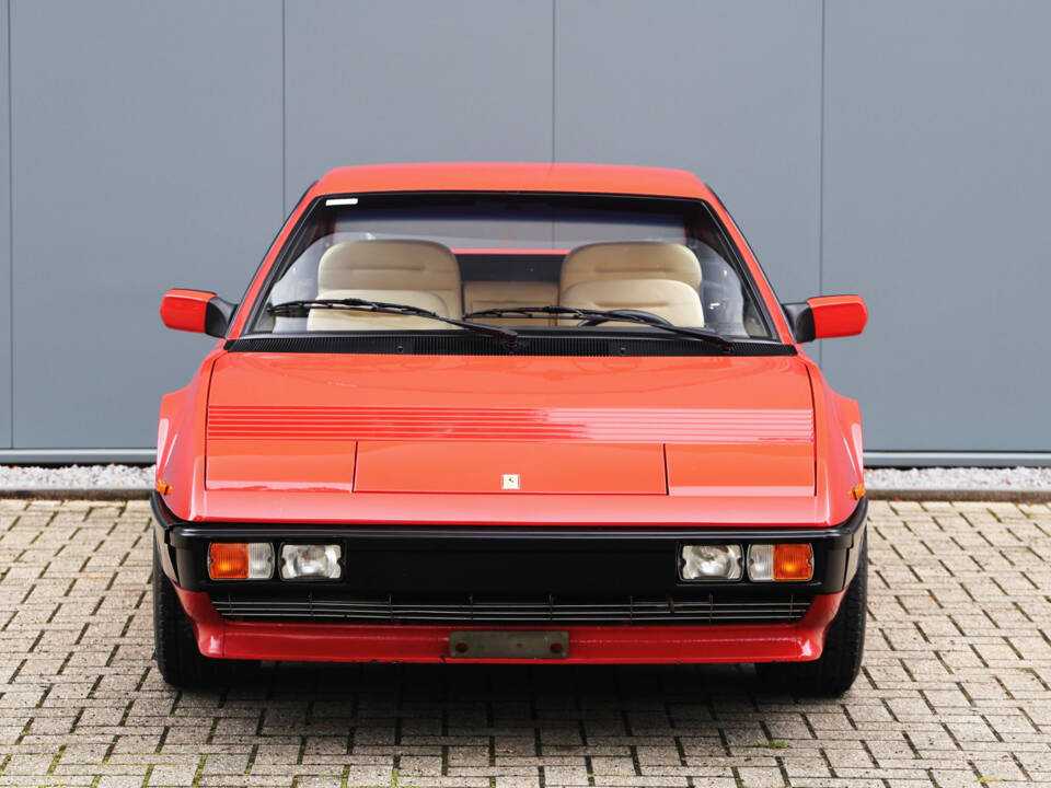 Image 19/65 of Ferrari Mondial Quattrovalvole (1984)