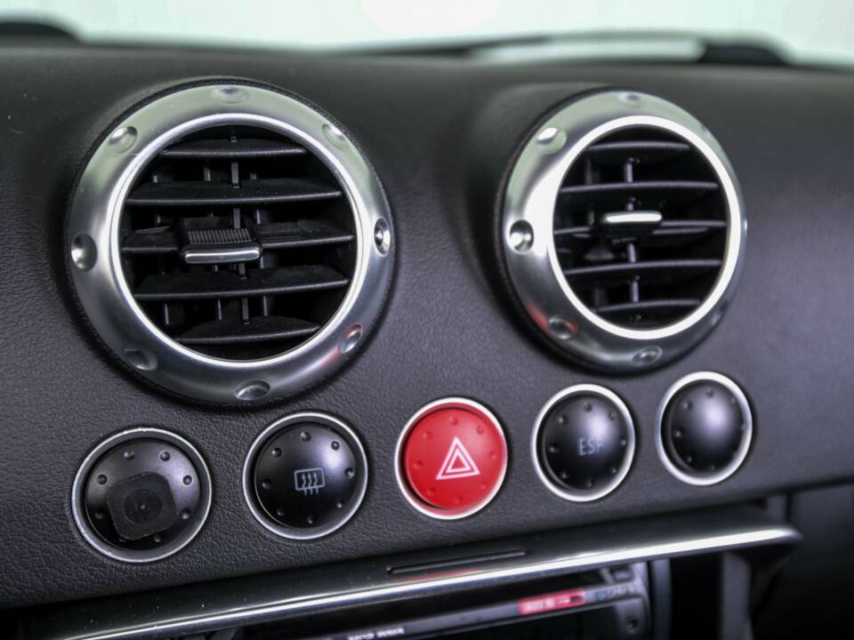 Immagine 45/50 di Audi TT 1.8 T (2001)