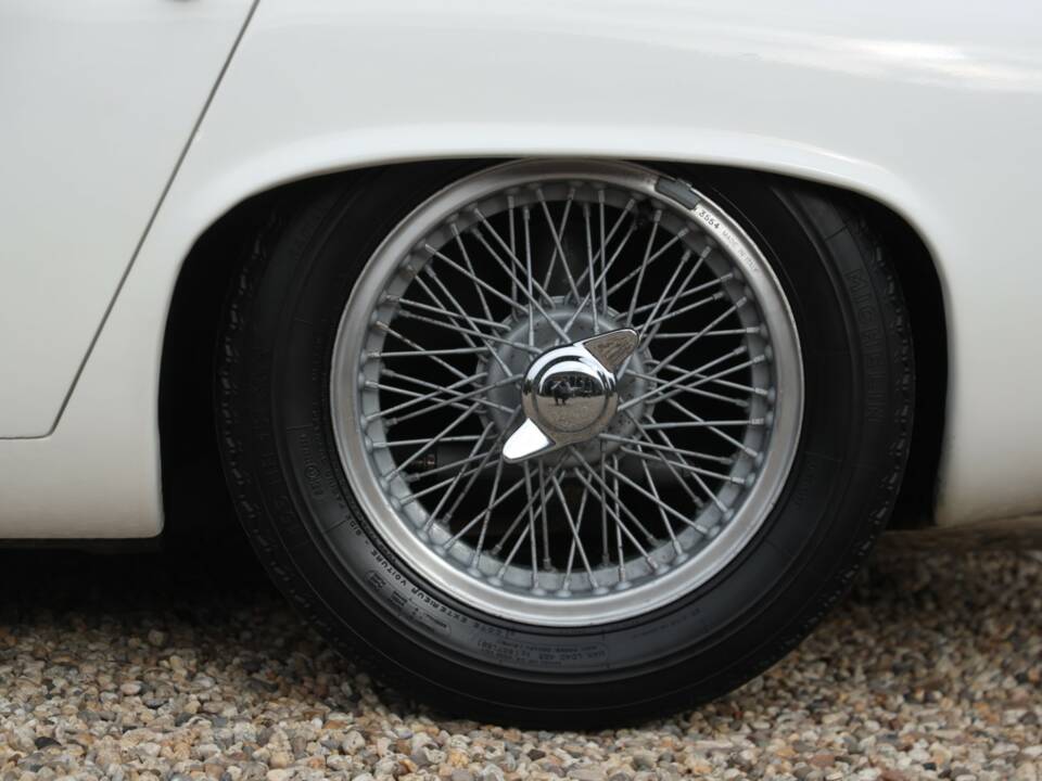Immagine 14/50 di Lotus Elite S2 (1961)