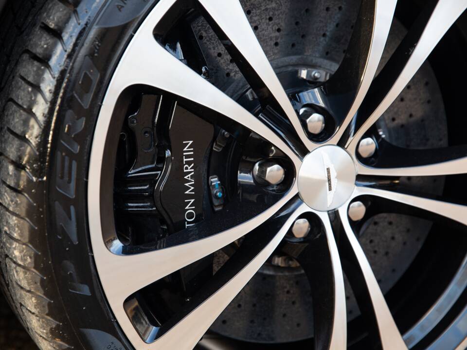 Bild 24/74 von Aston Martin V12 Vantage (2012)