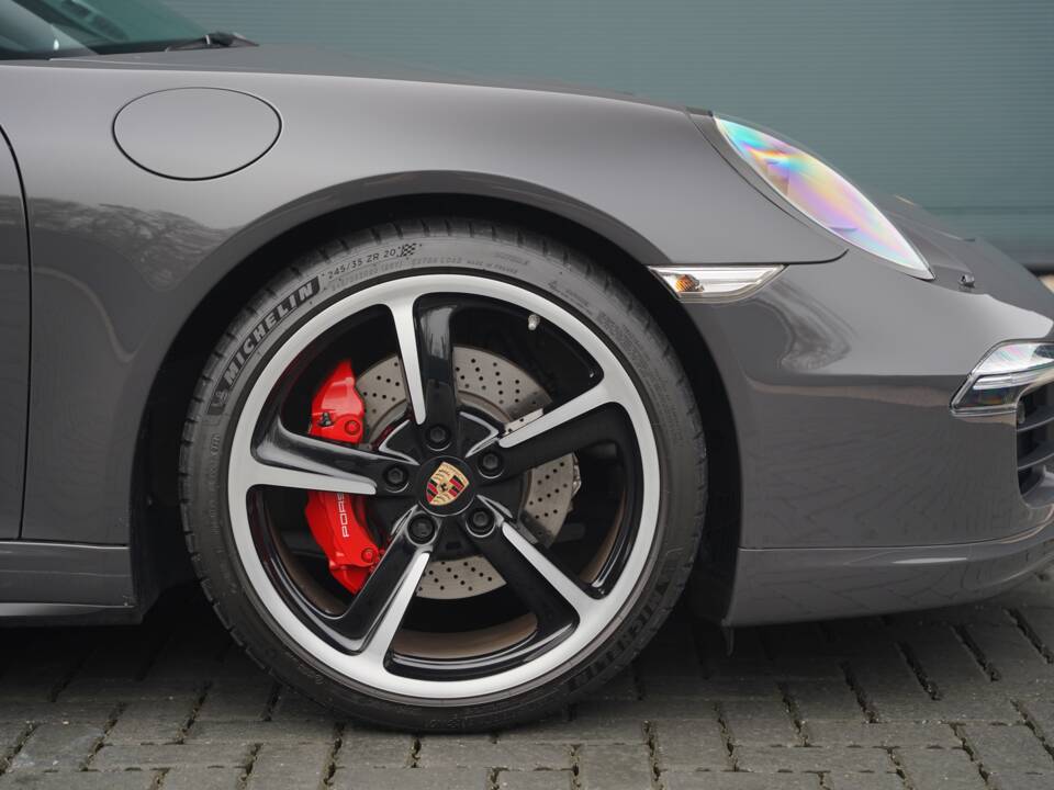 Bild 37/50 von Porsche 911 Carrera 4S (2013)