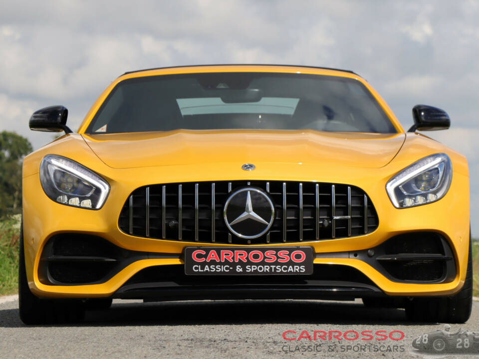 Image 12/50 of Mercedes-AMG GT-C Roadster (2018)