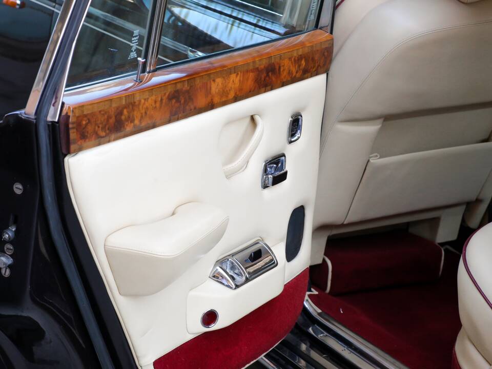 Immagine 130/196 di Bentley T 2 (1978)
