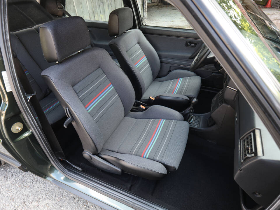 Image 20/92 de Volkswagen Golf Mk II GTD 1.6 (1991)