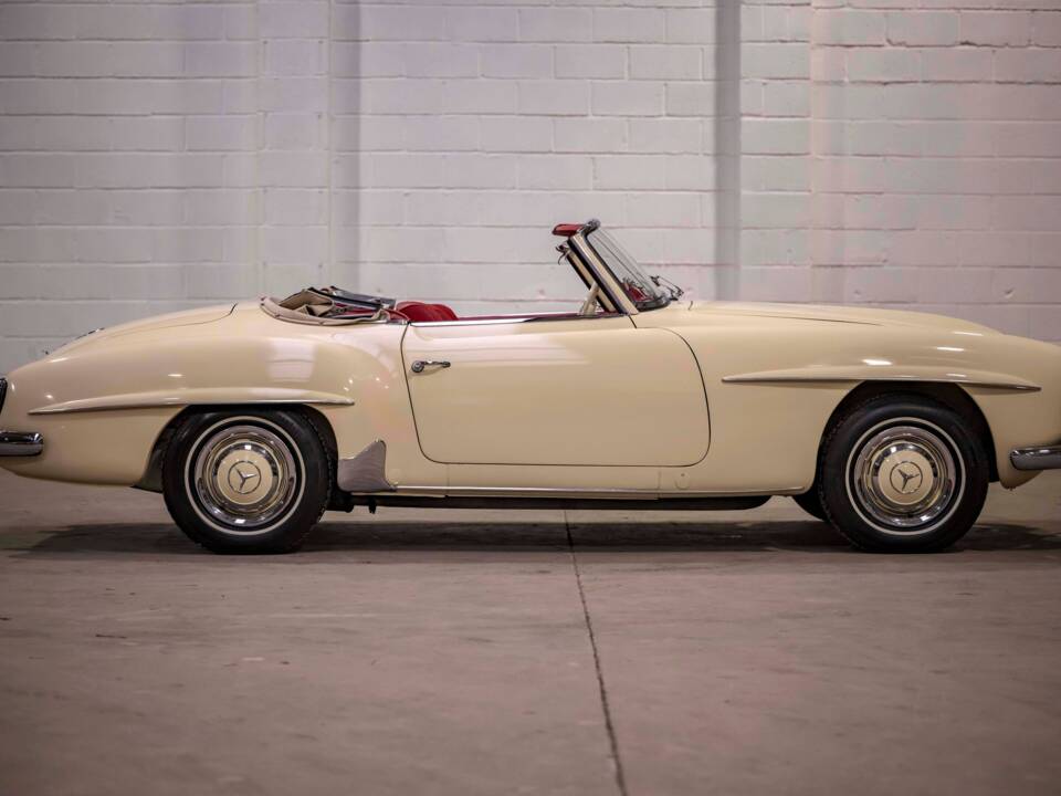 Image 4/7 of Mercedes-Benz 190 SL (1958)