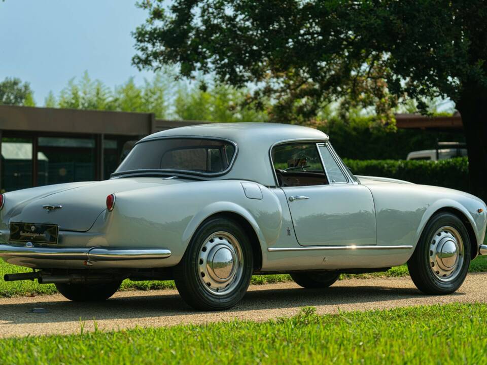 Image 19/50 of Lancia Aurelia B24 Convertible (1958)